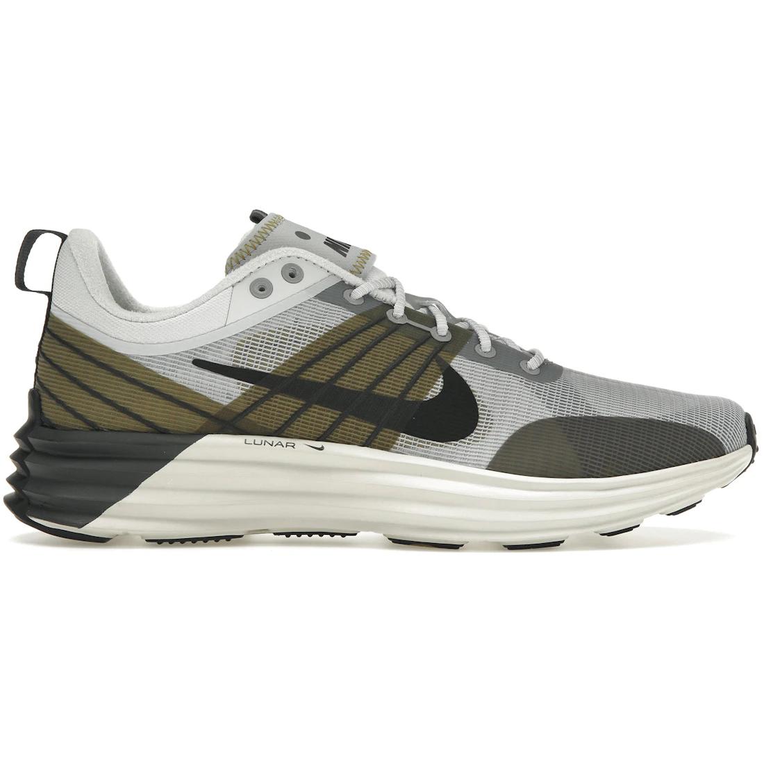 Sneaker Nike Lunar Roam Platinum Tint Desert Moss(DV2440-001) 38.5
Sneaker Nike Lunar Roam Platinum Tint Desert Moss(DV2440-001) 38.5