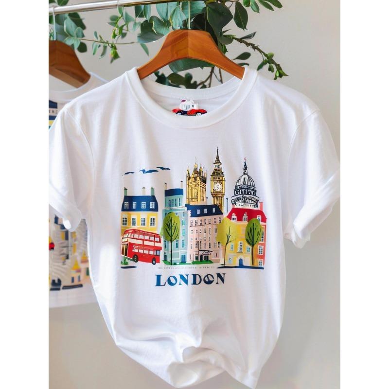 European Size London Landmarks Graphic T-Shirt | Big Ben, British and Red Bus Design - Soft Breathable Everyday Tee - Loose Fit Casual Top Round Neck 4XL білий
European Size London Landmarks Graphic T-Shirt | Big Ben, British and Red Bus Design - Soft Breathable Everyday Tee - Loose Fit Casual Top Round Neck 4XL білий