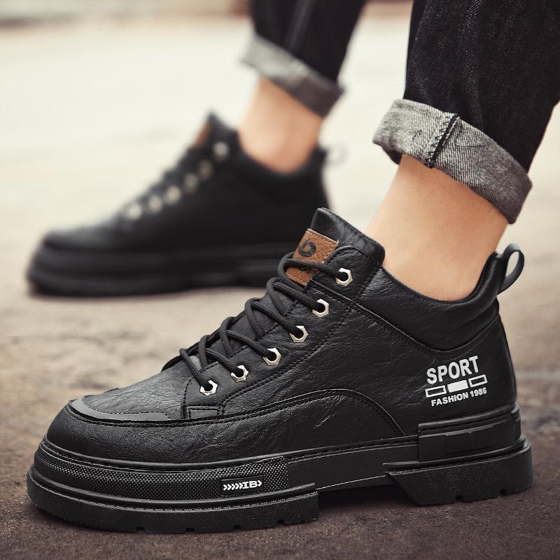 High-top men s shoes autumn 2025 new black versatile casual leather shoes men s spring and autumn sports non-slip tooling leather boots 39
High-top men s shoes autumn 2025 new black versatile casual leather shoes men s spring and autumn sports non-slip tooling leather boots 39