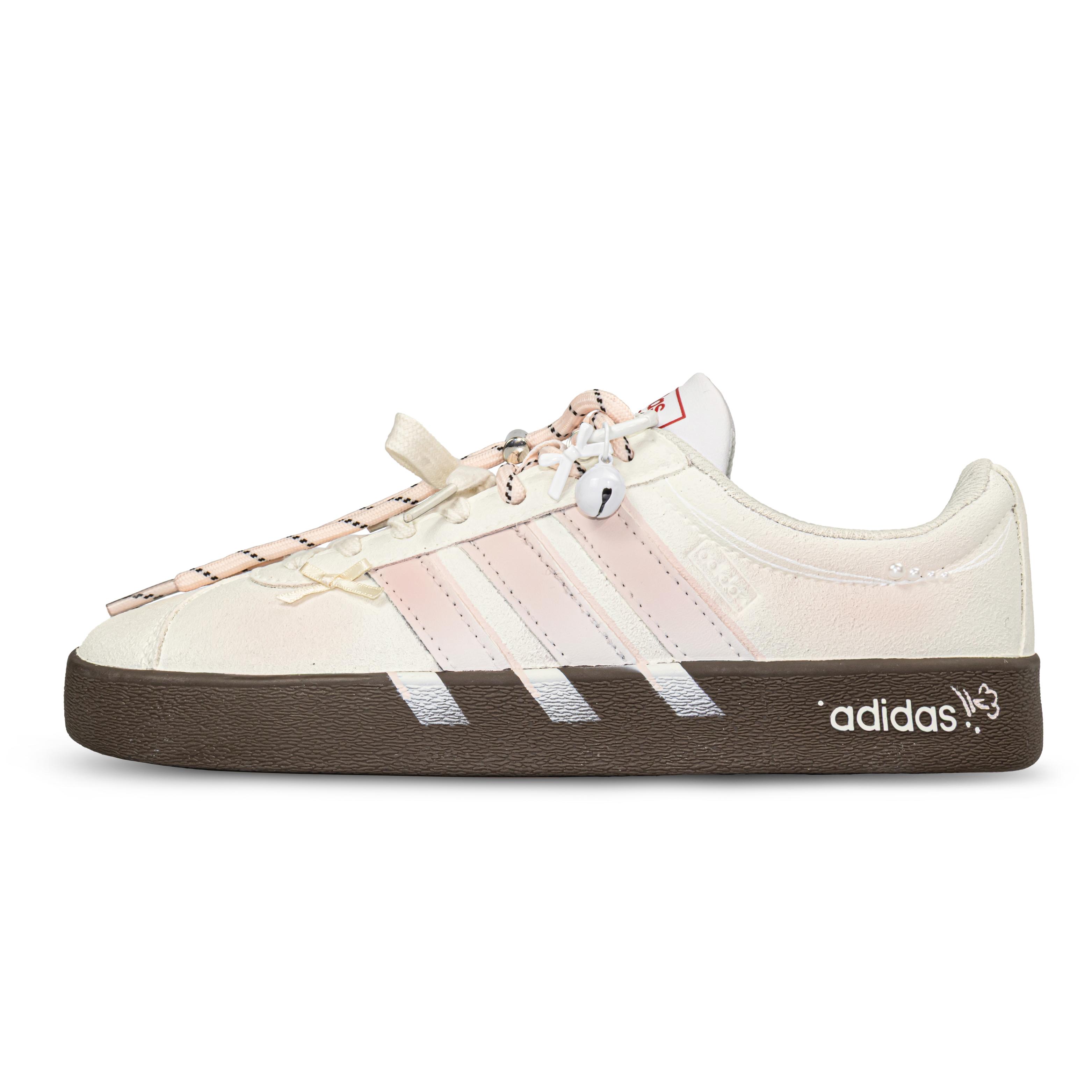 Adidas VL COURT 2.0 Lifestyle Cream Apricot Bell Language MONE Manufacturing Abrasion Resistant Lightweight HQ1802(Team177-) 36⅔
Adidas VL COURT 2.0 Lifestyle Cream Apricot Bell Language MONE Manufacturing Abrasion Resistant Lightweight HQ1802(Team177-) 36⅔