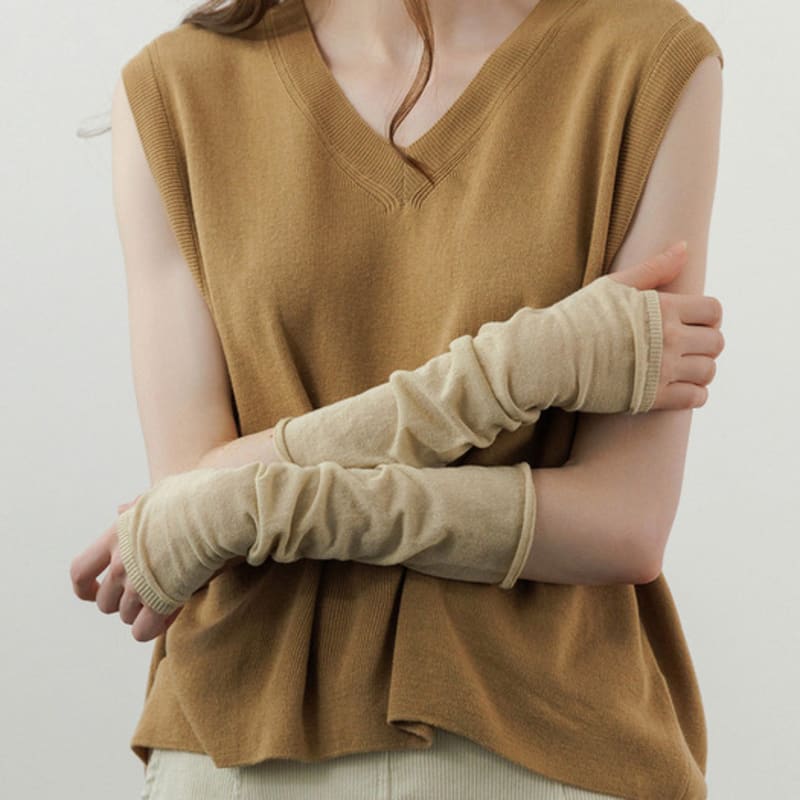 KOZNOK Alma Женская вязаная шапка-тоши beige
KOZNOK Alma Женская вязаная шапка-тоши beige