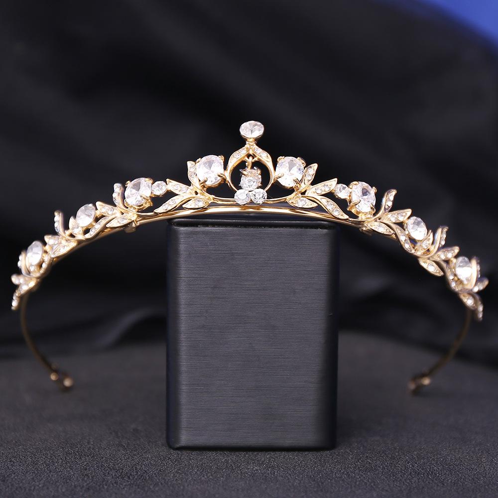 DIEZI Korean Girls Zircone Small Crown Tiaras Women Wedding Bridal Princess Birthday Party Elegant Flower Crystal Accessories золотой
DIEZI Korean Girls Zircone Small Crown Tiaras Women Wedding Bridal Princess Birthday Party Elegant Flower Crystal Accessories золотой