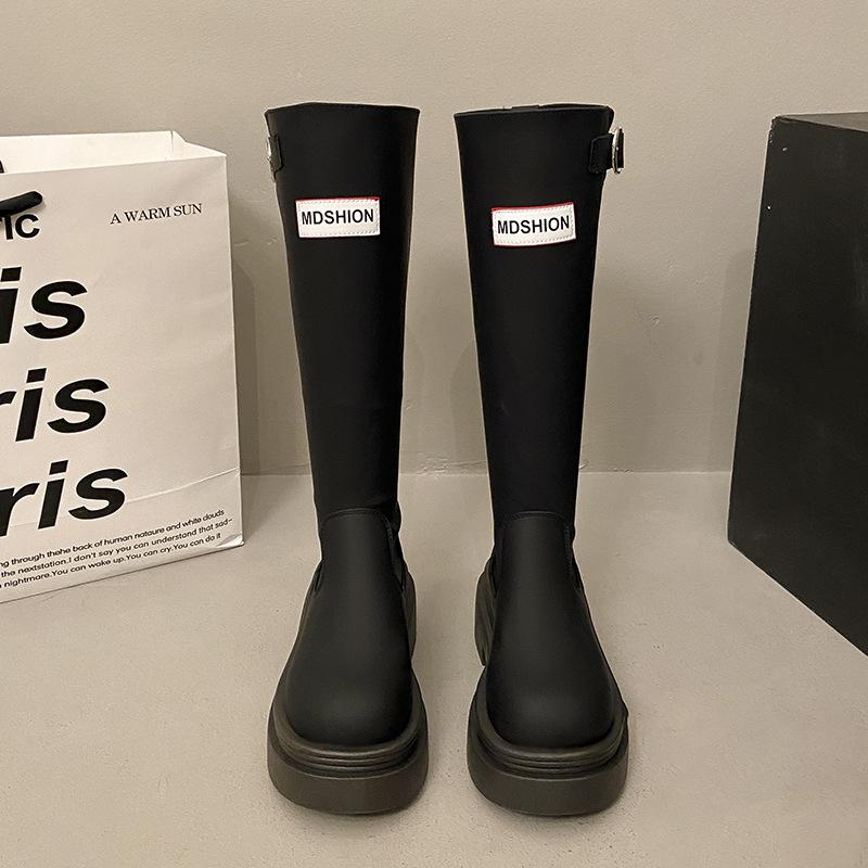 Высокие красные сапоги на толстой подошве с нескользящей подошвой 2025 осень и зима, но рыцарские сапоги до колена, универсальные модные сапоги женские 40 чёрный
Высокие красные сапоги на толстой подошве с нескользящей подошвой 2025 осень и зима, но рыцарские сапоги до колена, универсальные модные сапоги женские 40 чёрный