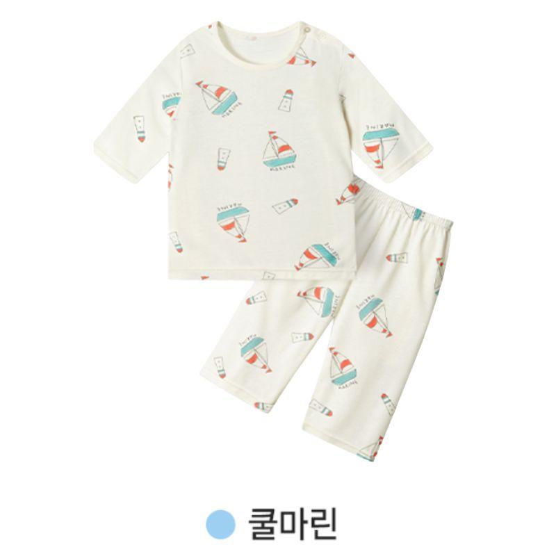 Korean Kids Cool Rayon Pajama Set Summer Breathable Soft Sleepwear Marine Ocean Print 7/10 Sleeve Children Underwear 2pcs 90(1-2Y)
Korean Kids Cool Rayon Pajama Set Summer Breathable Soft Sleepwear Marine Ocean Print 7/10 Sleeve Children Underwear 2pcs 90(1-2Y)