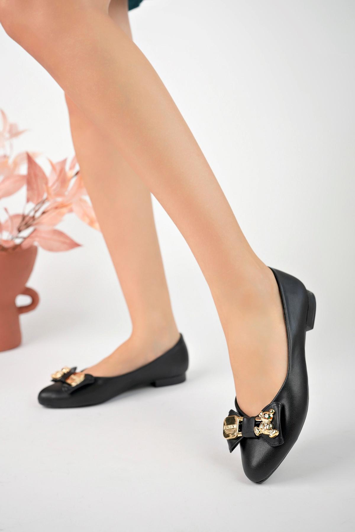 Женские туфли на плоской подошве Балетки
Женские туфли на плоской подошве Балетки