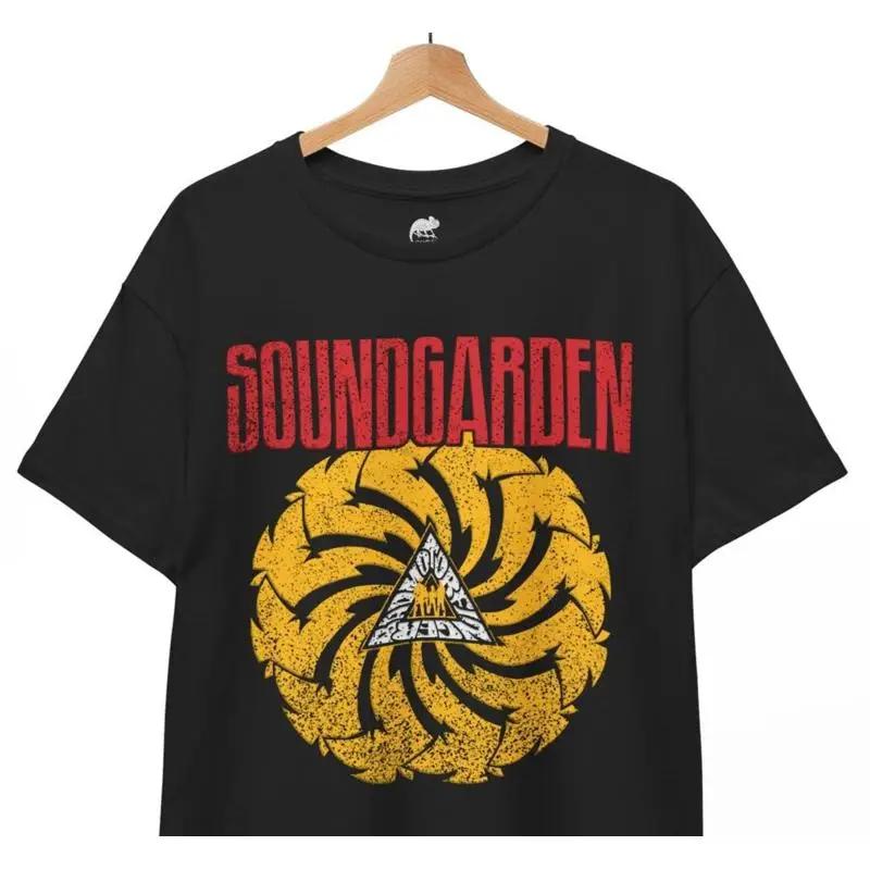 Soundgarden 90 s T-shirt, Music Band Rock Roll Metal Unisex Tee 5XL різнокольоровий
Soundgarden 90 s T-shirt, Music Band Rock Roll Metal Unisex Tee 5XL різнокольоровий