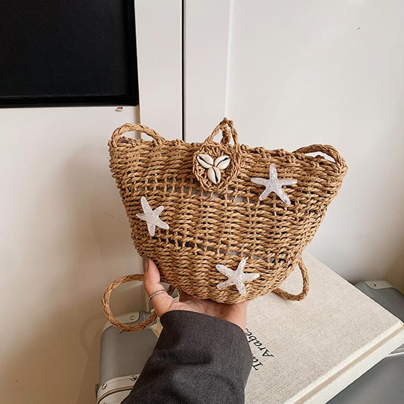 Shell Flower Decoration Design Woven Crossbody Bags Woman Y2K Harajuku Vintage Beach Vacation Style Handbag KTB 23x12.5x17cm хакі
Shell Flower Decoration Design Woven Crossbody Bags Woman Y2K Harajuku Vintage Beach Vacation Style Handbag KTB 23x12.5x17cm хакі