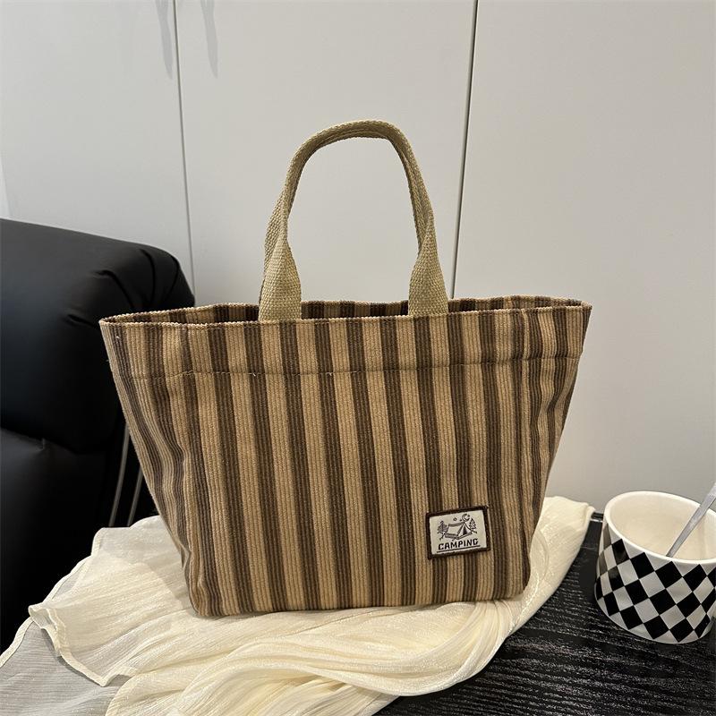 Large capacity bag women s fashion commuter tote bag female high school student class student tutoring bag хакі
Large capacity bag women s fashion commuter tote bag female high school student class student tutoring bag хакі