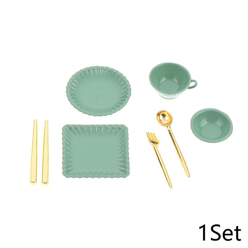 7 шт./набор 1:12 Миниатюрных тарелок для кукольного домика, кофейные чашки, ножи, вилки, ложки, миниатюрная игрушка для кухни для ролевых игр, аксессуары для кукольного домика
7 шт./набор 1:12 Миниатюрных тарелок для кукольного домика, кофейные чашки, ножи, вилки, ложки, миниатюрная игрушка для кухни для ролевых игр, аксессуары для кукольного домика