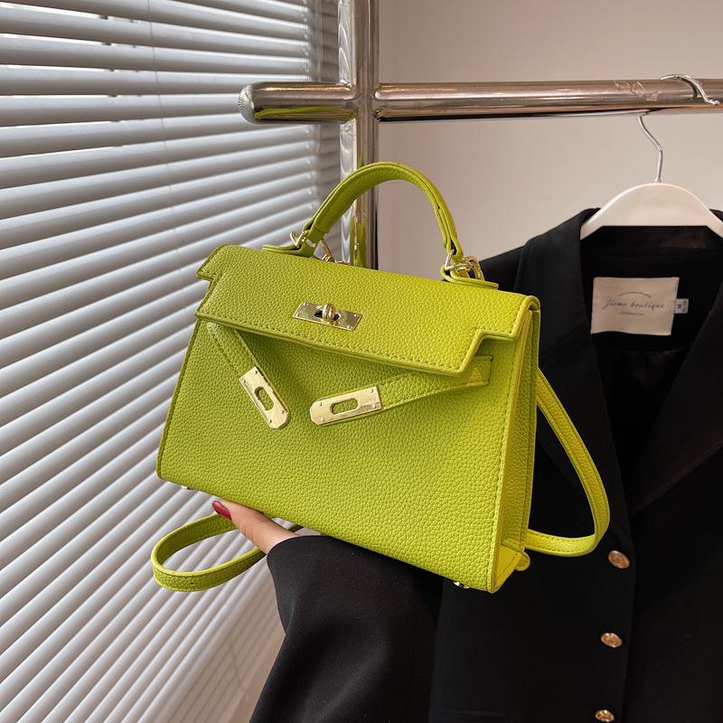 Сумка Жіноча Сумка Через Плече Маленька Квадратна Сумка Повсякденна Сумка Месенджер
Сумка Жіноча Сумка Через Плече Маленька Квадратна Сумка Повсякденна Сумка Месенджер