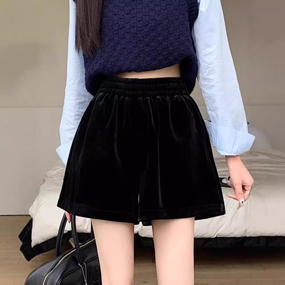 2024 Autumn European Style Black A-Line Bootcut Shorts with Tight Waist - Women s Casual Winter Outerwear XL кофейный
2024 Autumn European Style Black A-Line Bootcut Shorts with Tight Waist - Women s Casual Winter Outerwear XL кофейный