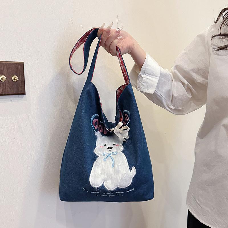 2025 new underarm shoulder bag cute puppy canvas bag female retro denim bag student class bag темно-синий
2025 new underarm shoulder bag cute puppy canvas bag female retro denim bag student class bag темно-синий
