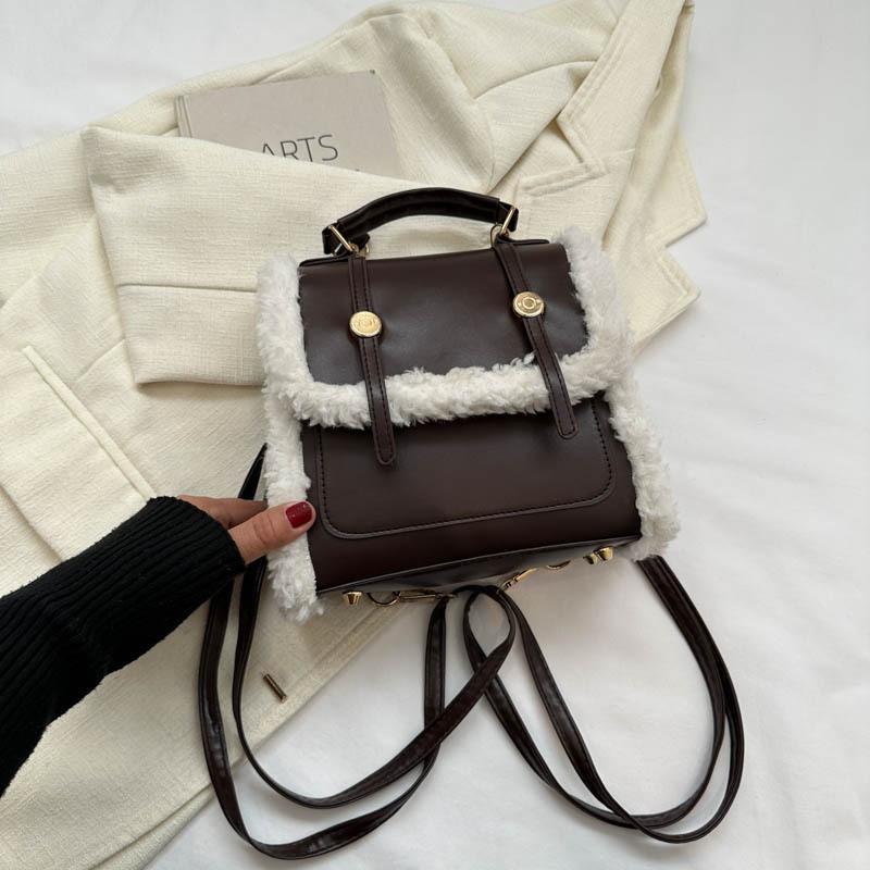 Chic Pu Leather Women s Tote Bag With Trendy Contrast Stitching And Plush Edges коричневий
Chic Pu Leather Women s Tote Bag With Trendy Contrast Stitching And Plush Edges коричневий