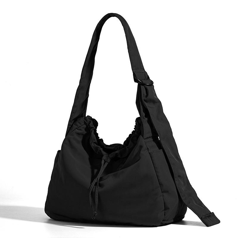 Large capacity women s new urban simple shoulder messenger bag commuter to work sports tote bag чёрный
Large capacity women s new urban simple shoulder messenger bag commuter to work sports tote bag чёрный