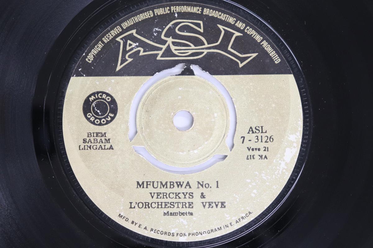 7-дюймовая пластинка VERCKYS & L ORCHESTRE VEVE - Mfumbwa No. 1/ Мфумбва Но. 2 ASL73126 ASL Кения Мировая Музыка Б/У
7-дюймовая пластинка VERCKYS & L ORCHESTRE VEVE - Mfumbwa No. 1/ Мфумбва Но. 2 ASL73126 ASL Кения Мировая Музыка Б/У