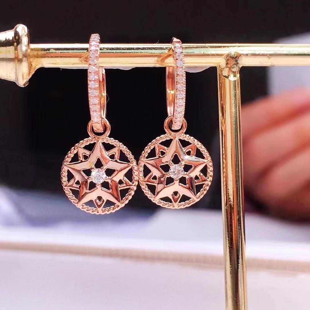American high-end earrings, women s hollow earrings, earrings, women s octagram compass, niche design temperament is simple розового золота
American high-end earrings, women s hollow earrings, earrings, women s octagram compass, niche design temperament is simple розового золота