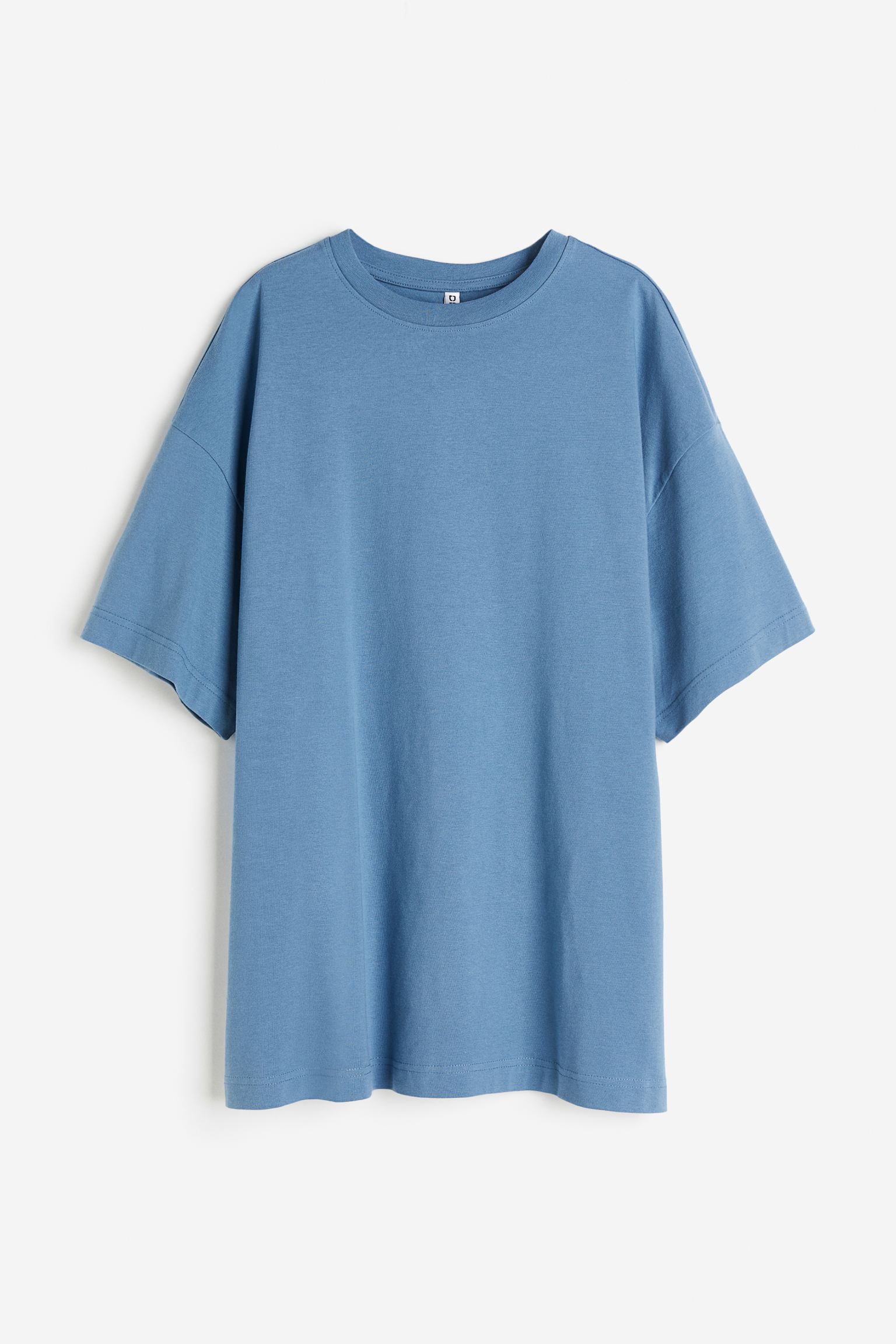 Футболка оверсайз 
Футболка оверсайз