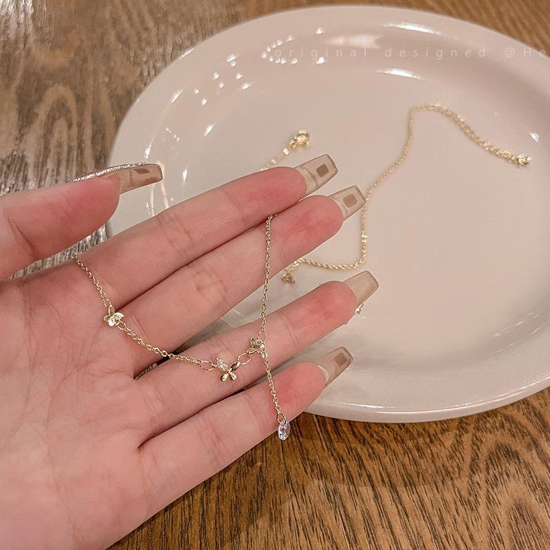 Ожерелье с подвеской в виде корейской бабочки из циркона - легкая роскошь, высококачественный женский нишевый дизайн, цепочка на ключицу Butterfly Necklace золотой
Ожерелье с подвеской в виде корейской бабочки из циркона - легкая роскошь, высококачественный женский нишевый дизайн, цепочка на ключицу Butterfly Necklace золотой