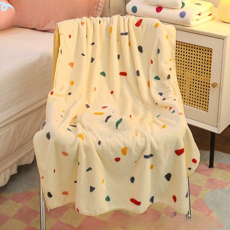 Милое банное полотенце с помпоном для женщин, супервпитывающее полотенце, эффектное полотенце-обертка для летнего использования в общежитии
Милое банное полотенце с помпоном для женщин, супервпитывающее полотенце, эффектное полотенце-обертка для летнего использования в общежитии