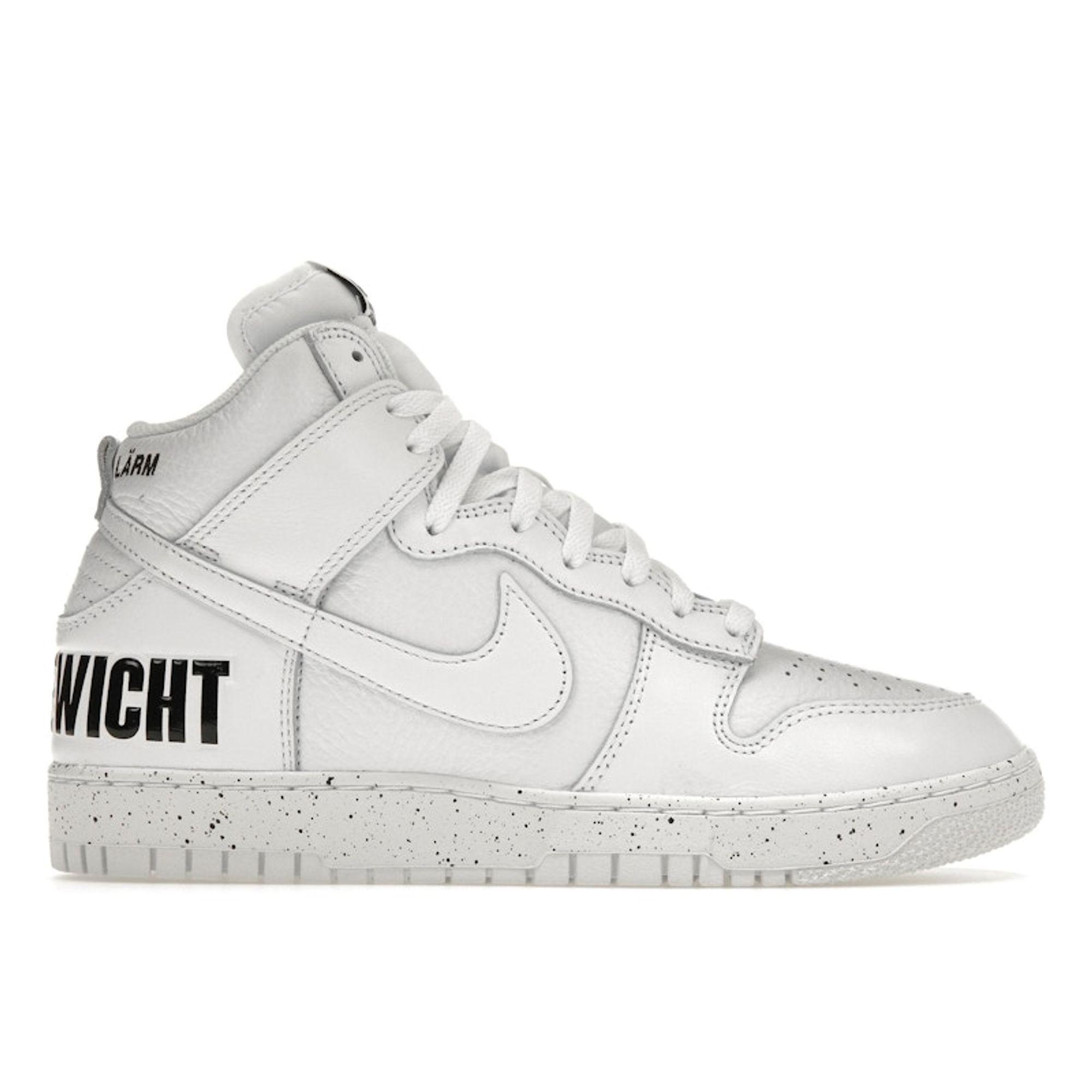 UNDERCOVER x Nike Dunk High 1985 Chaos - Белые Унисекс Кроссовки Черные DQ4121-100 42
UNDERCOVER x Nike Dunk High 1985 Chaos - Белые Унисекс Кроссовки Черные DQ4121-100 42