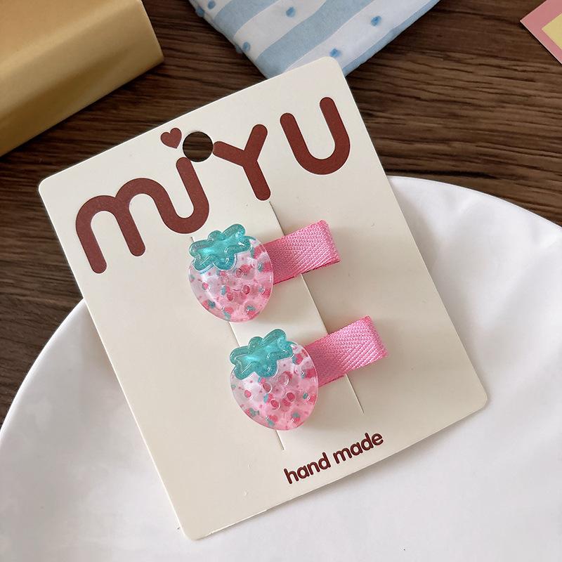 2Pcs Pink Cute Cartoon Strawberry Transparent Fresh Kids Hair Clip Snap Clips Small Non-Slip Barrettes for Toddler Girls Baby
2Pcs Pink Cute Cartoon Strawberry Transparent Fresh Kids Hair Clip Snap Clips Small Non-Slip Barrettes for Toddler Girls Baby
