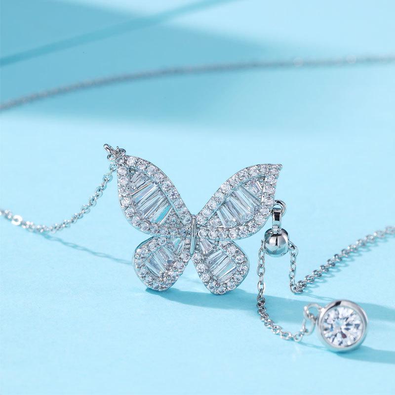 Copper-Plated Gold Butterfly Pendant Necklace with Zircon - Luxurious, Fade-Resistant, High-End Fashion Accessory
Copper-Plated Gold Butterfly Pendant Necklace with Zircon - Luxurious, Fade-Resistant, High-End Fashion Accessory