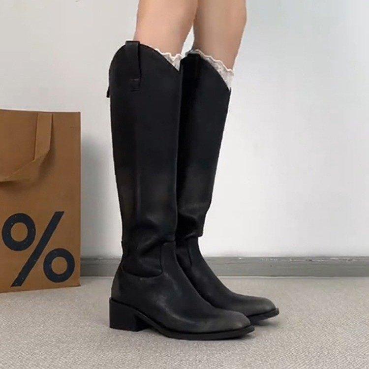 Cowhide version~ Boots women s boots 2025 new polished V-mouth wide tube thin rear zipper thick heel knight boots 35
Cowhide version~ Boots women s boots 2025 new polished V-mouth wide tube thin rear zipper thick heel knight boots 35