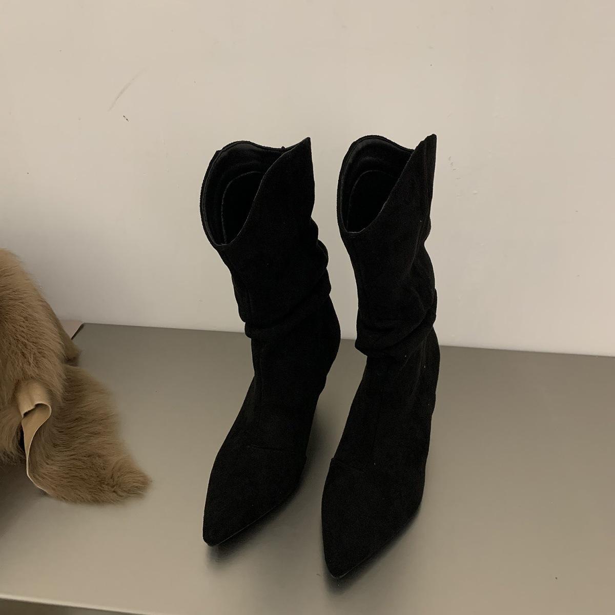 Hong Kong high heels women s short boots small ankle boots Internet celebrity explosion pointed pile boots 2025 summer new Martin boots 39
Hong Kong high heels women s short boots small ankle boots Internet celebrity explosion pointed pile boots 2025 summer new Martin boots 39