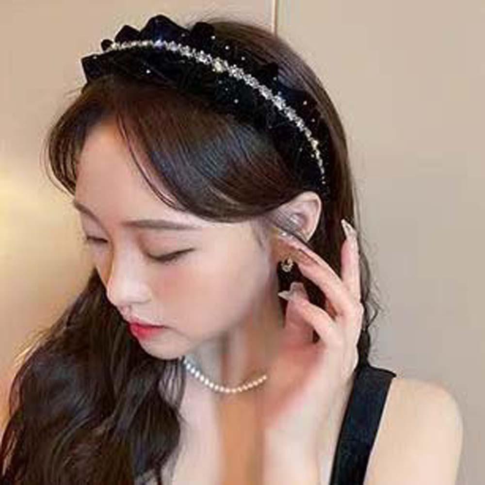 Sweet Velvet Pleated Hair Hoop French Style Women Sequin Hairband Shiny Rhinestone Headband Gifts чорний
Sweet Velvet Pleated Hair Hoop French Style Women Sequin Hairband Shiny Rhinestone Headband Gifts чорний