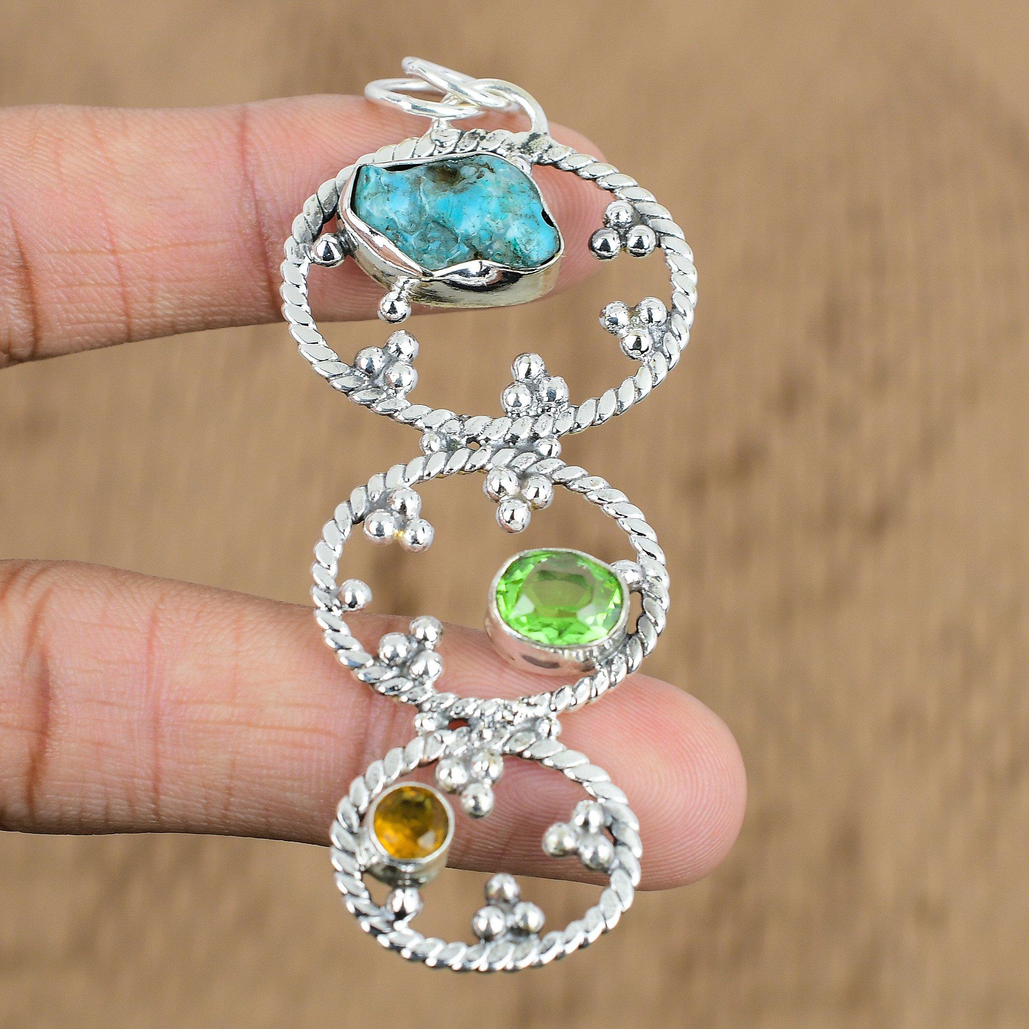 925 Sterling Silver Tibetan Turquoise Stone Swiss Blue Topaz New Pendant Jewelry
925 Sterling Silver Tibetan Turquoise Stone Swiss Blue Topaz New Pendant Jewelry