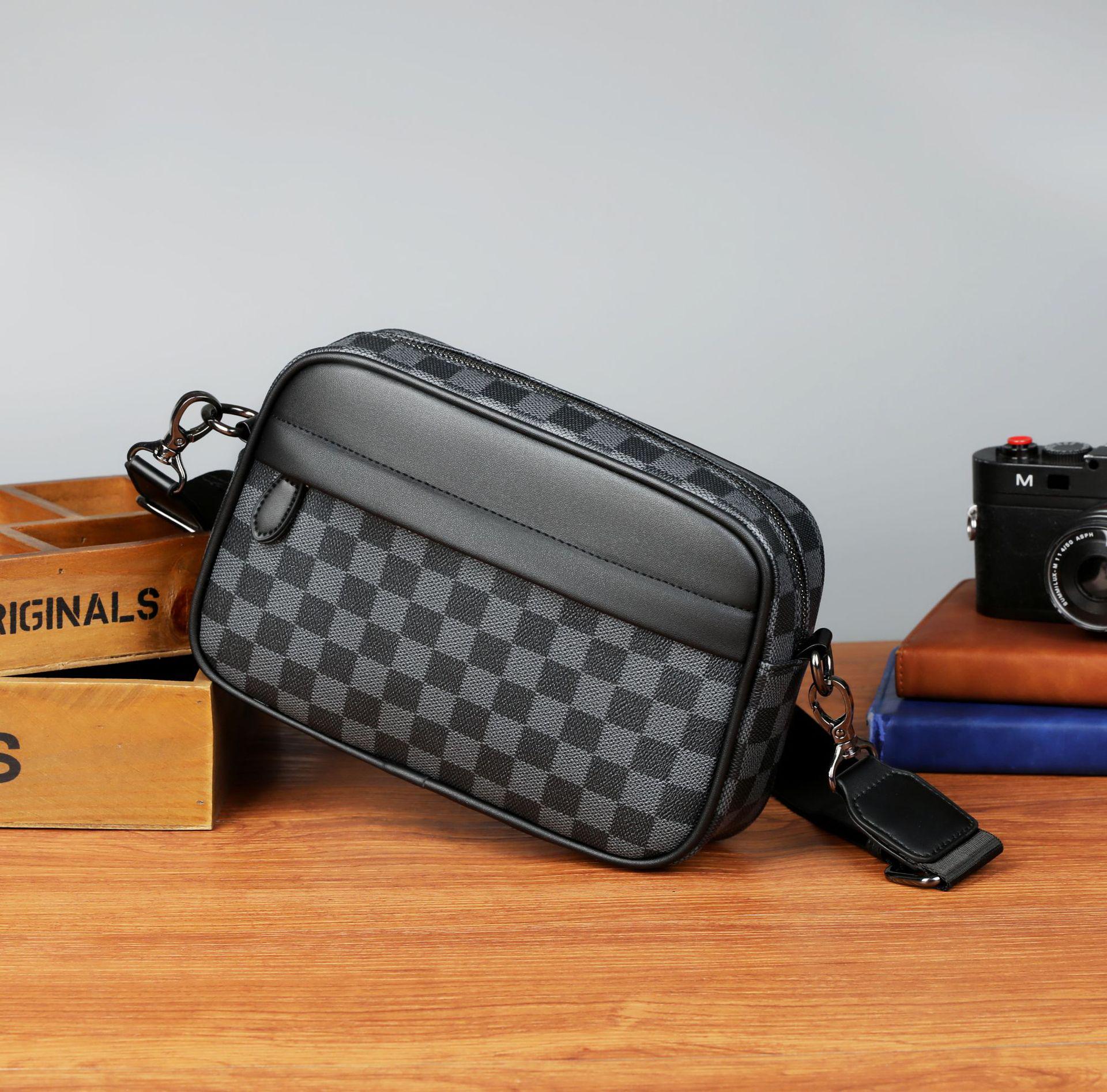 Мужская многофункциональная сумка-мессенджер кроссбоди большой вместимости - Повседневная, легкая, идеально подходит для поездок на работу и путешествий. One Size
Мужская многофункциональная сумка-мессенджер кроссбоди большой вместимости - Повседневная, легкая, идеально подходит для поездок на работу и путешествий. One Size