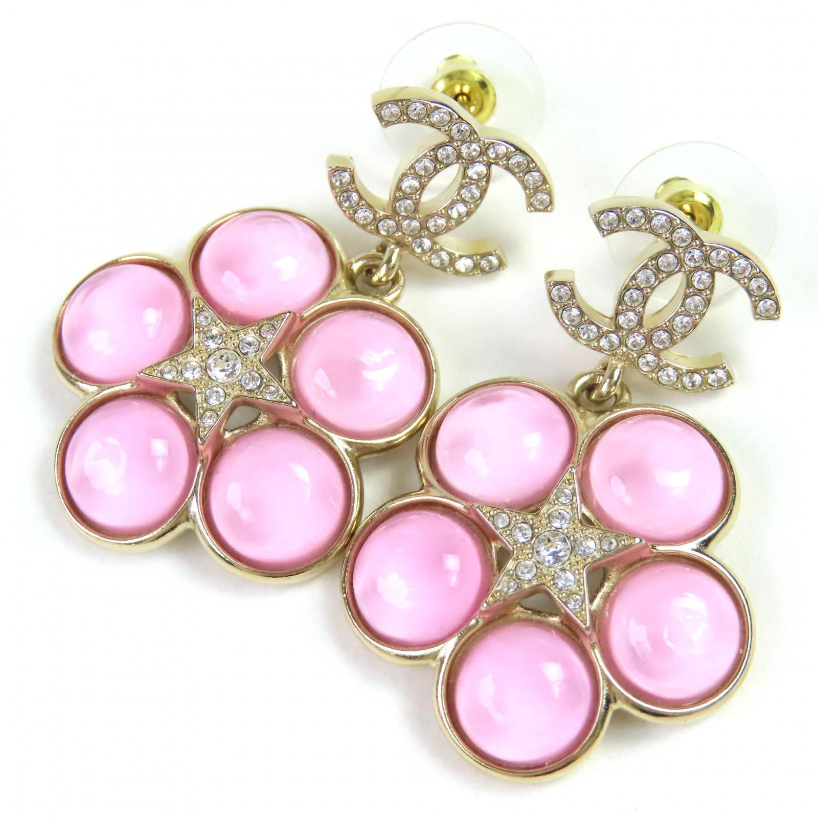 Pristine CHANEL Pierce COCO Mark Rhinestone Flower Pierce F24B ABE285 Used
Pristine CHANEL Pierce COCO Mark Rhinestone Flower Pierce F24B ABE285 Used