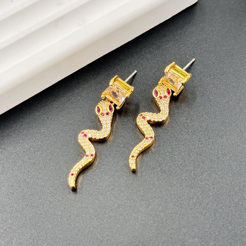 Fashion Cold Wind Snake Beautiful Woman Earrings Personalized Zircon Earrings Spirit Snake Earrings Women рожевий
Fashion Cold Wind Snake Beautiful Woman Earrings Personalized Zircon Earrings Spirit Snake Earrings Women рожевий