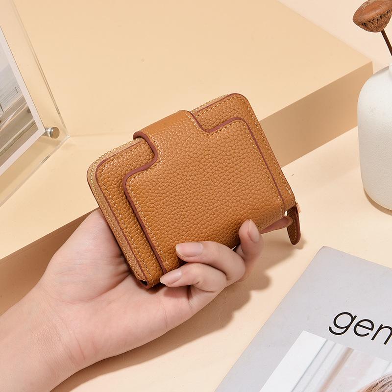 Two Fold Solid Color Lychee Pattern Women s Wallet with Makeup Mirror, Multiple Card Slots, Zero Wallet Compartment, Zipper Bag
Two Fold Solid Color Lychee Pattern Women s Wallet with Makeup Mirror, Multiple Card Slots, Zero Wallet Compartment, Zipper Bag