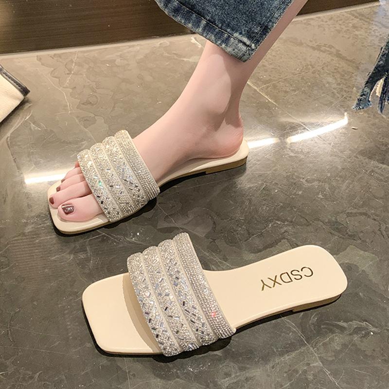 Slippers women s summer outer wear New Year s new pearl rhinestone sandals fashionable versatile flat bottom one-word drag 35 чёрный
Slippers women s summer outer wear New Year s new pearl rhinestone sandals fashionable versatile flat bottom one-word drag 35 чёрный