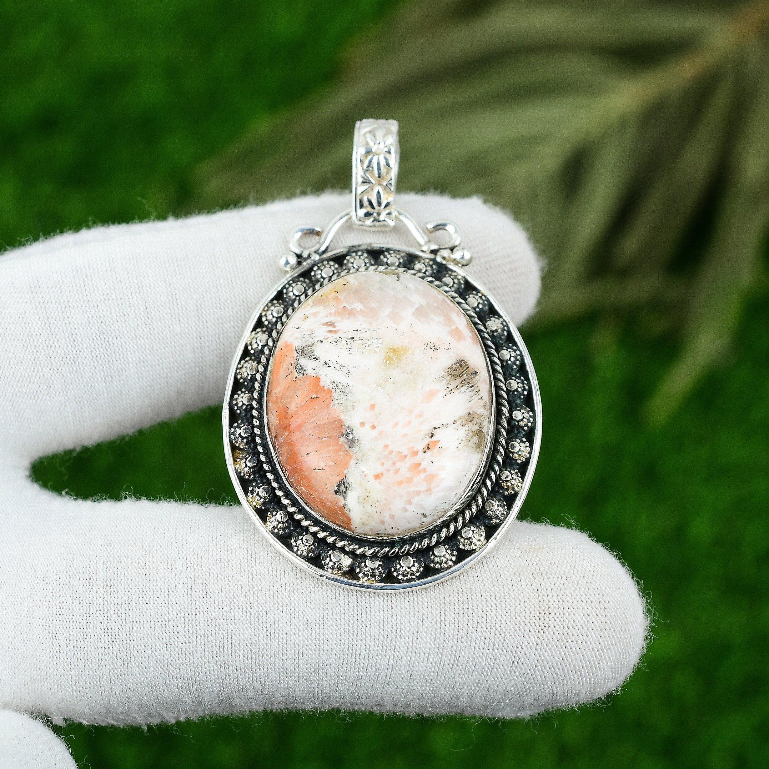 Crown Chakra Scolecite Gemstone Elegant Boho Pendant Jewelry 925 Sterling Silver
Crown Chakra Scolecite Gemstone Elegant Boho Pendant Jewelry 925 Sterling Silver