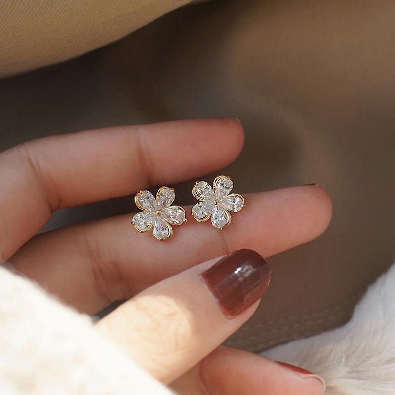 Artistic s925 Sterling Silver Gold-Plated Flower Dangle Earrings for Women 925 Silver
Artistic s925 Sterling Silver Gold-Plated Flower Dangle Earrings for Women 925 Silver