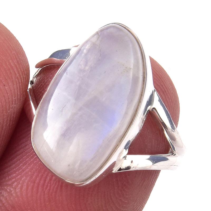 Кольцо из серебра 925 пробы с натуральным радужным лунным камнем S.6 k9e32
Кольцо из серебра 925 пробы с натуральным радужным лунным камнем S.6 k9e32