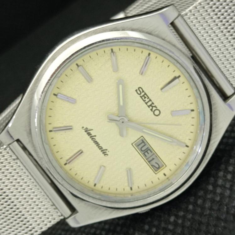 Б/У винтажные мужские часы SEIKO 5 AUTOMATIC 7009A JAPAN с функцией отображения дня и даты 608d-a315634-9 SKU608d-a315634
Б/У винтажные мужские часы SEIKO 5 AUTOMATIC 7009A JAPAN с функцией отображения дня и даты 608d-a315634-9 SKU608d-a315634
