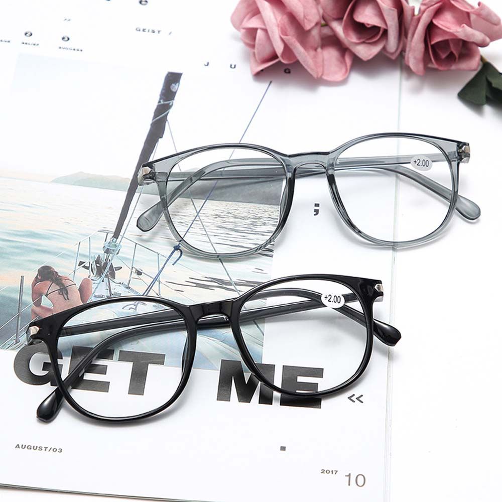 Black Frame Leopard Print Anti-Radiation Presbyopic Glasses Women s Reading Glasses Reading Glasses grey-+300
Black Frame Leopard Print Anti-Radiation Presbyopic Glasses Women s Reading Glasses Reading Glasses grey-+300