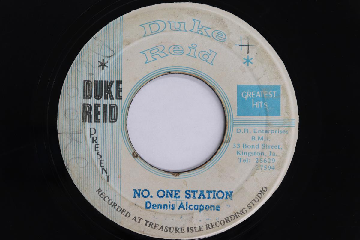 7inch Record DENNIS ALCAPONE - No. One Station / Love Is Not A Gam NONE DUKE REID GREAT Jamaica Reggae, Ska & Dub Used
7inch Record DENNIS ALCAPONE - No. One Station / Love Is Not A Gam NONE DUKE REID GREAT Jamaica Reggae, Ska & Dub Used