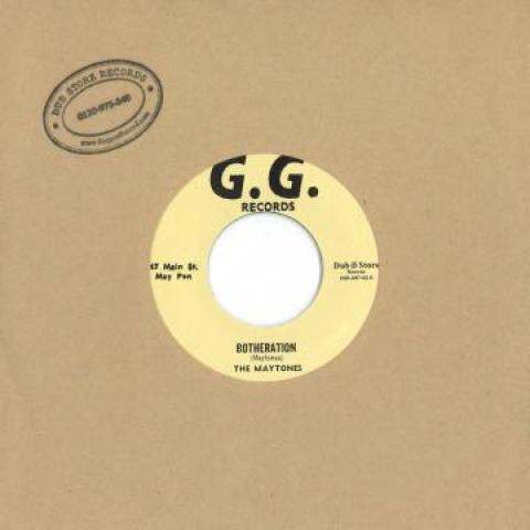 7inch Record MAYTONES / G. G. RHYTHM SECTION - Botheration / 2000 Tons Of TNT DSRAR703 GGs/Dub Store R 1969 Japan Reggae, Ska & Dub
7inch Record MAYTONES / G. G. RHYTHM SECTION - Botheration / 2000 Tons Of TNT DSRAR703 GGs/Dub Store R 1969 Japan Reggae, Ska & Dub