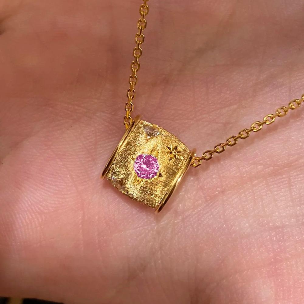 Elegant French Style Brushed Gold Cat Eye Pendant Necklace with Small Gold Bucket Charm Luxury Women Fashion Jewelry
Elegant French Style Brushed Gold Cat Eye Pendant Necklace with Small Gold Bucket Charm Luxury Women Fashion Jewelry