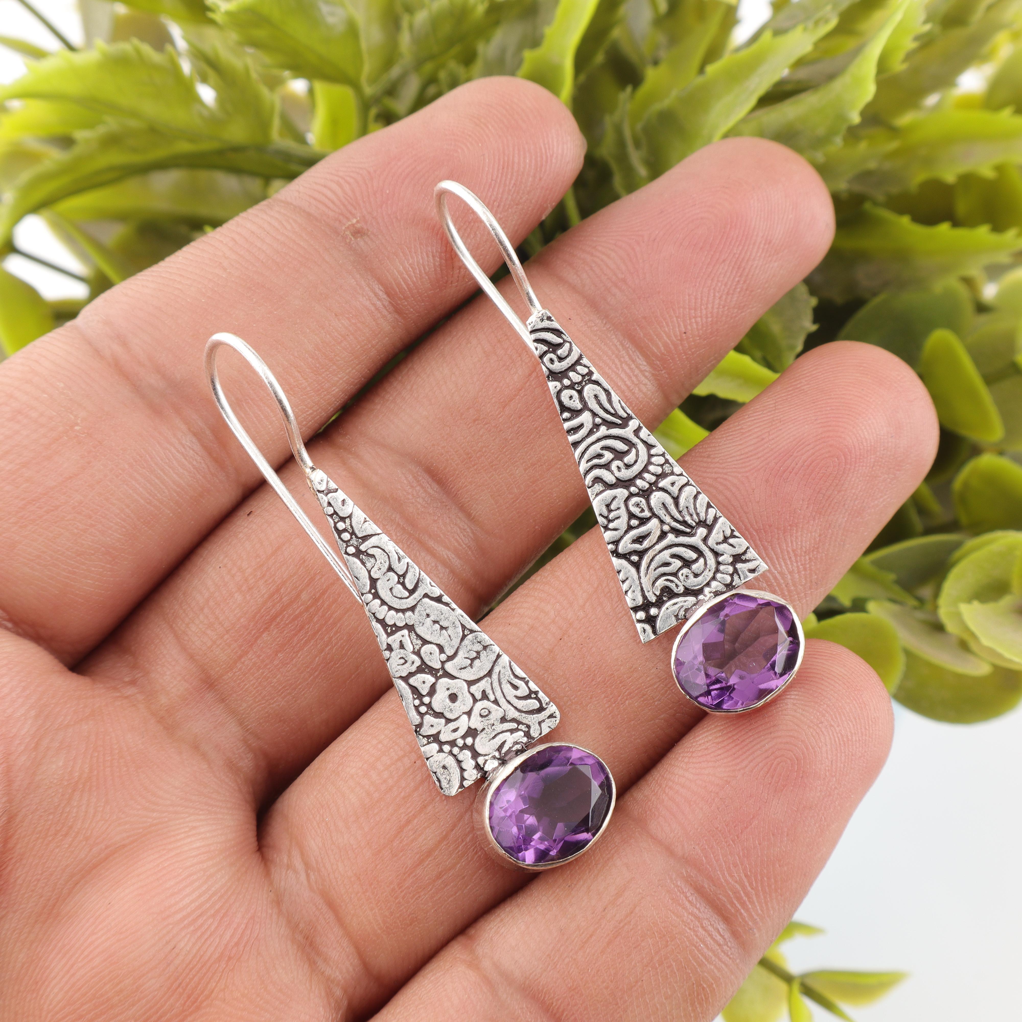 Amethyst Earrings Gemstone Jewelry, 925 Solid Sterling Silver Earrings, Handmade Jewelry Birthstone Earrings , Gift For Her 1.9 Inches фіолетовий
Amethyst Earrings Gemstone Jewelry, 925 Solid Sterling Silver Earrings, Handmade Jewelry Birthstone Earrings , Gift For Her 1.9 Inches фіолетовий