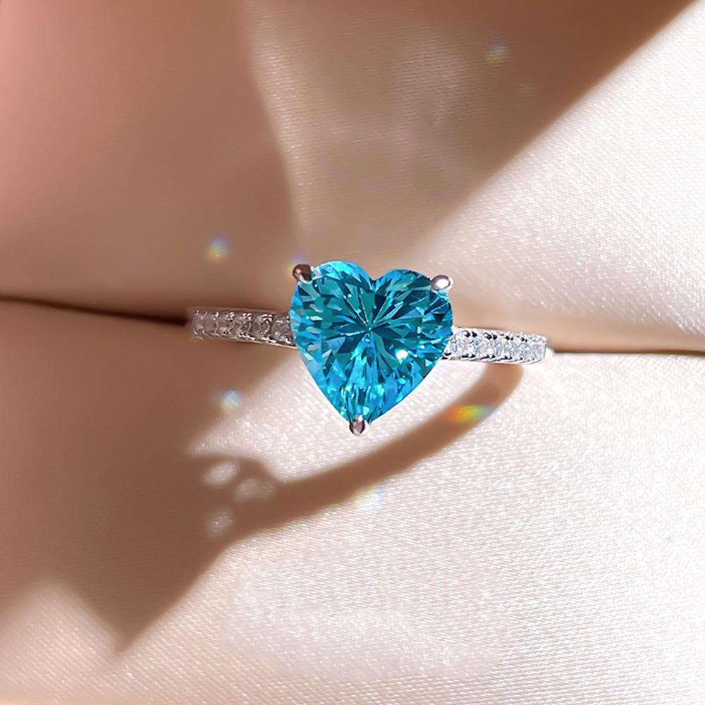 Xiancan 3 Carat Heart-Shaped Aquamarine and High-Carbon Diamond Ring in 925 Silver Size 8
Xiancan 3 Carat Heart-Shaped Aquamarine and High-Carbon Diamond Ring in 925 Silver Size 8