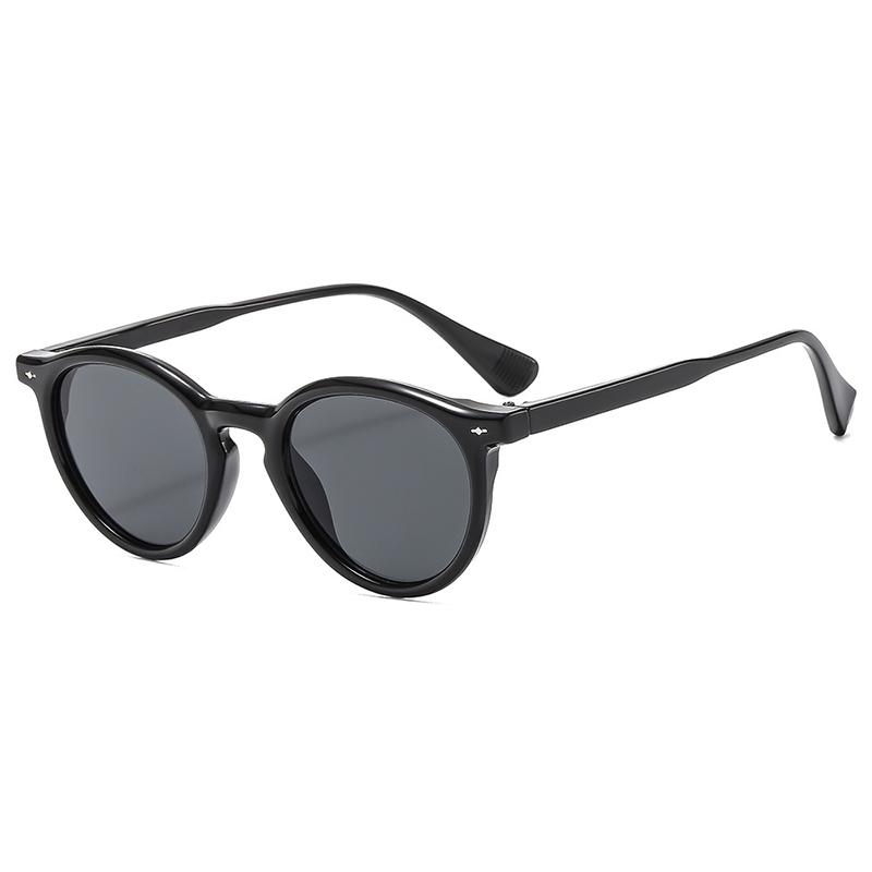 SO&EI Retro Round Punk Sunglasses Men Rivets Decoration Shades UV400 Fashion Double Color Women Leopard Sun Glasses As the picture черный серый
SO&EI Retro Round Punk Sunglasses Men Rivets Decoration Shades UV400 Fashion Double Color Women Leopard Sun Glasses As the picture черный серый