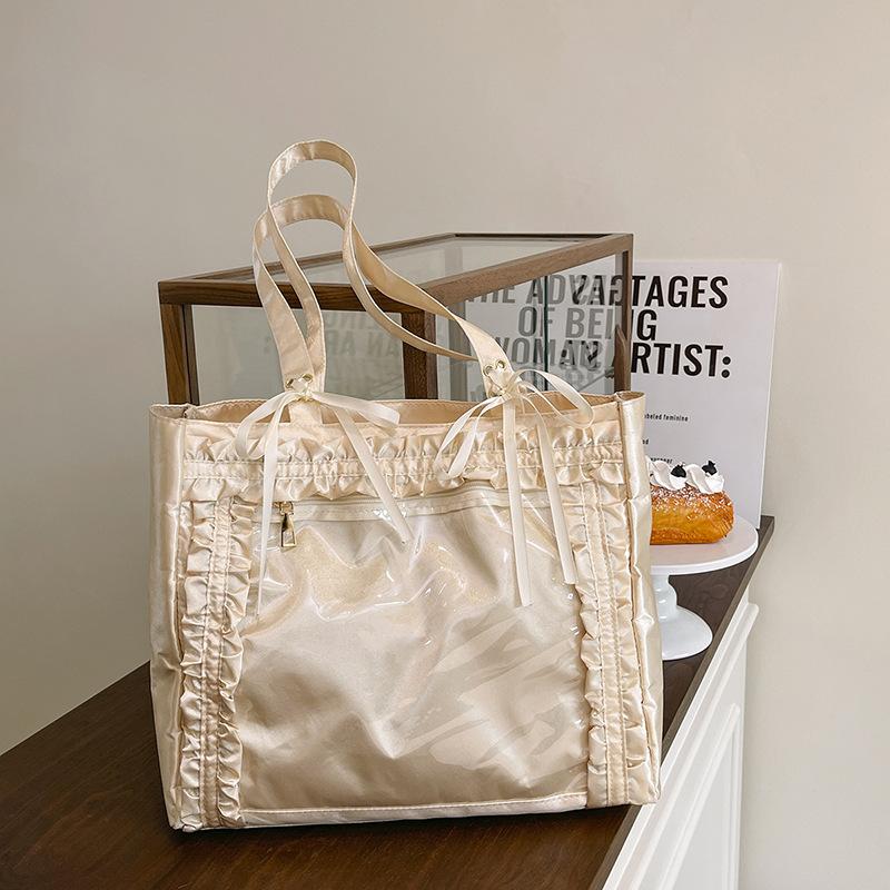 Sun Pain Bag Ribbon Bow Cute Handbag Large Capacity Bar Transparent Millet One Shoulder Versatile Tote Bag чорний
Sun Pain Bag Ribbon Bow Cute Handbag Large Capacity Bar Transparent Millet One Shoulder Versatile Tote Bag чорний