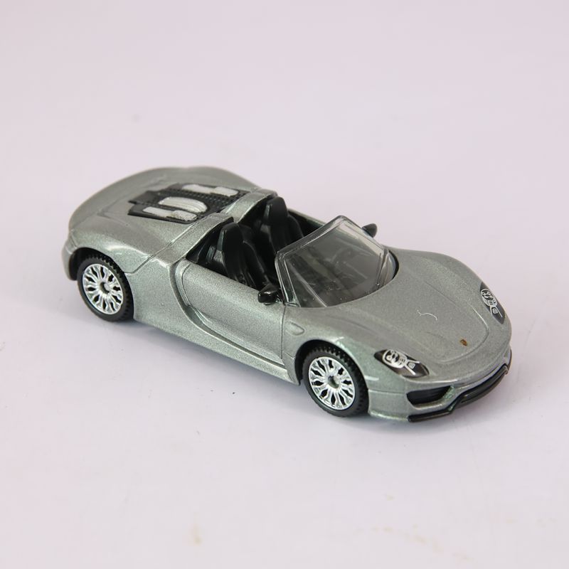 1: 61 Simulation Zinc Alloy Porsche 918 Spyder, Static Model, Metal Collectibles Gift Car срібний
1: 61 Simulation Zinc Alloy Porsche 918 Spyder, Static Model, Metal Collectibles Gift Car срібний