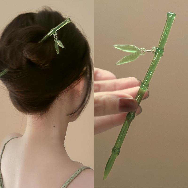 New Chinese antique bamboo bamboo leaf hairpin niche simple high-end hairpin autumn and winter literary and fashionable versatile hair accessories
New Chinese antique bamboo bamboo leaf hairpin niche simple high-end hairpin autumn and winter literary and fashionable versatile hair accessories