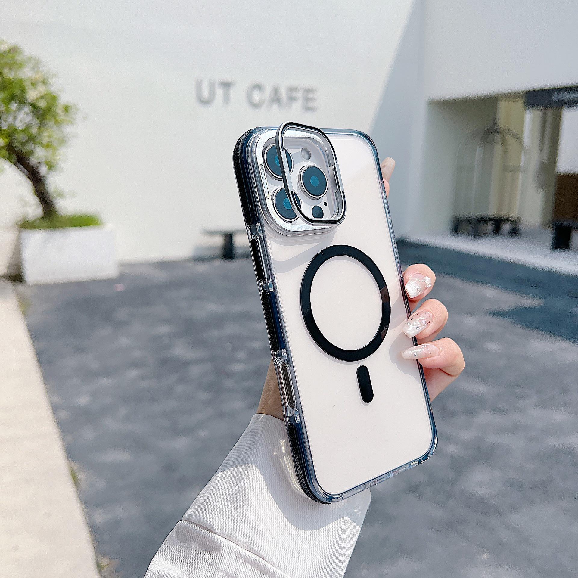 iPhone 17 Pro Transparent Magnetic Camera Holder Case - Drop-proof Protective Cover iPhone 17 Air
iPhone 17 Pro Transparent Magnetic Camera Holder Case - Drop-proof Protective Cover iPhone 17 Air
